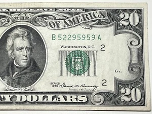 1969 $20 Twenty Dollar Bill Federal Reserve Note New York, NY Vntage Currency - Picture 1 of 6