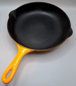 Vintage Le Creuset #23 Emaille Gusseisen Doppelauslauf Pfanne Bratpfanne 9" Frankreich - Bild 1 von 14