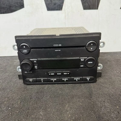 Ford Five Hundred 2006-07 OEM original AM FM Mp3 6 discos CD radio 6G1T-18C815-AB Foto 1 de 4