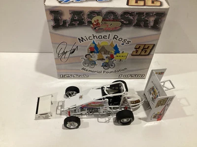1/25 R&R 2007 Danny Lasoski #33 Michael Ross Foundation Sprint Car - Image 1 of 2