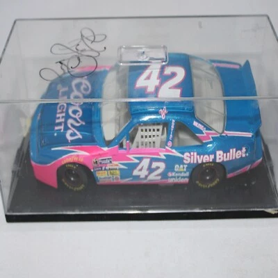 KYLE PETTY 1995 ACCIÓN #42 COORS BALA PLATA CLARA ESTUCHE AUTOGRAFIADO ¡EXRARO! Foto 1 de 4