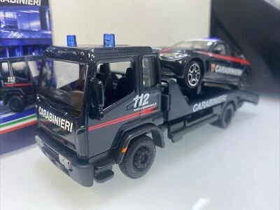 Truck Carabinieri con Giulia 1/43 Bburago - Immagine 1 di 4