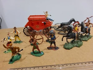 60er Dulcop Wild West POSTKUTSCHE COWBOY INDIANER Radpferde Jim Bowie Timpo Ära - Bild 1 von 17
