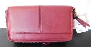 Muñequera Sonoma Goods Elowen con bloqueo RFID doble cremallera vino rubí - Imagen 1 de 16