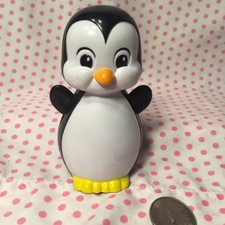2008 Oldemark Pinguine Push Toy 4”x 2.5”