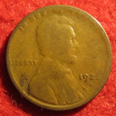 1920 D Lincoln Wheat Cent/Penny - Circulated - Actual Coin B919 - Image 1 of 3