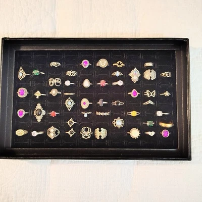 LOTE 49 Anillos Mezcla de Plata Antigua Bohemia Aspecto Vintage Piedra Retro Exhibición ¡También! Foto 1 de 4