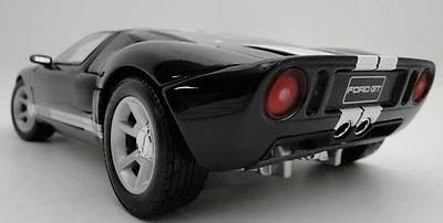 Carro de carreras Ford carrocería de metal construida a medida Le Mans modelo 1 18 único 12GT40Racer24Racing Foto 1 de 4