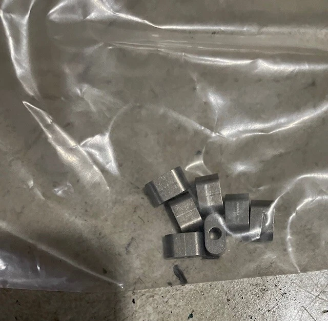 7 NOS EVINRUDE Johnson  outboard   GUIDE 1983-2012,  8-125HP  329879 - Image 1 of 1