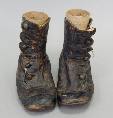 Antiguas Botas Victorianas Eduardianas Era Niño Talla Niños Cuero Botón Zapatos Foto 1 de 4