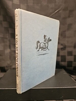 A Leg at Each Corner - Thelwell's Complete Guide to Equitation Hardback 1963 Foto 1 de 4