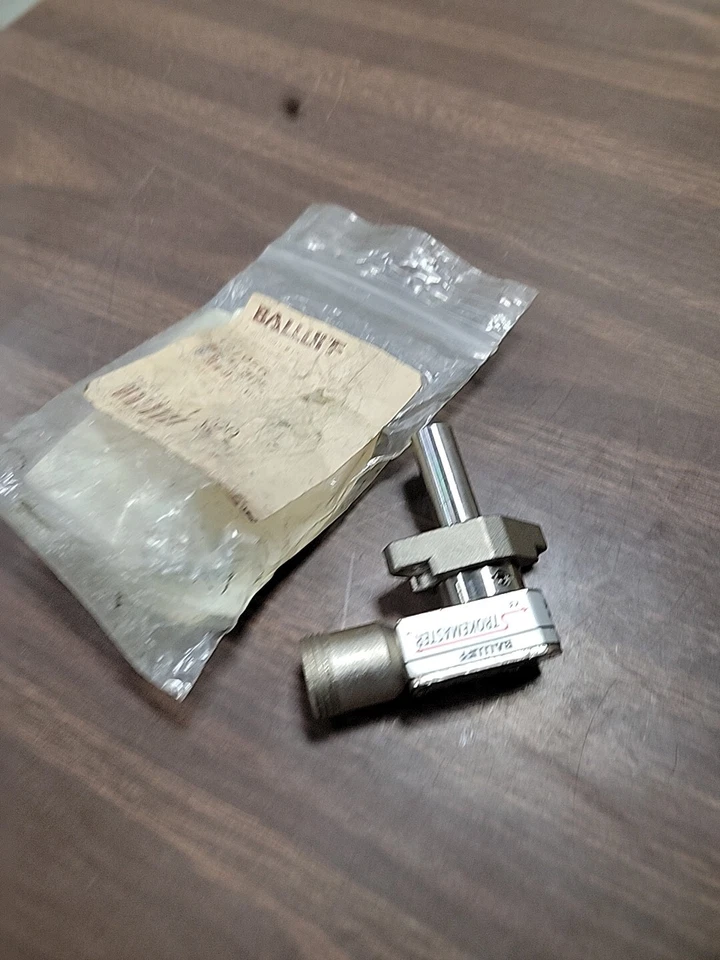  BALLUFF BHS0009 BES 516-200-S2/1.250"-S5 NEW - Image 1 of 4