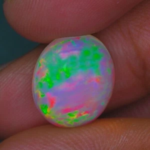 6.70 ct Gorgeous ! Multi Flashy 100% Natural Welo Opal Cabochon From Ethiopia - Picture 1 of 6
