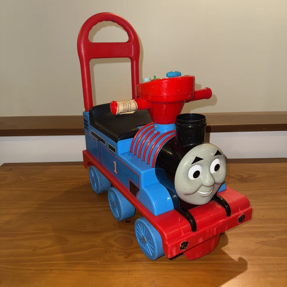 Thomas and Friends Thomas the train ride on toy no sounds - Image 1 of 4
