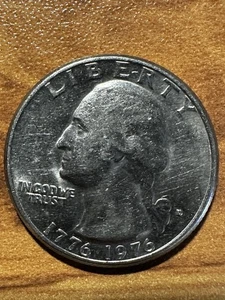1776-1976 D US Bicentennial Quarter, Rare filled Mint Mark - Picture 1 of 6