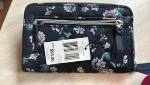 Cartera Vera Bradley Nueva Con Etiquetas Azul Marino Jardín Floral Acolchada Turnlock. RFID - Imagen 1 de 3
