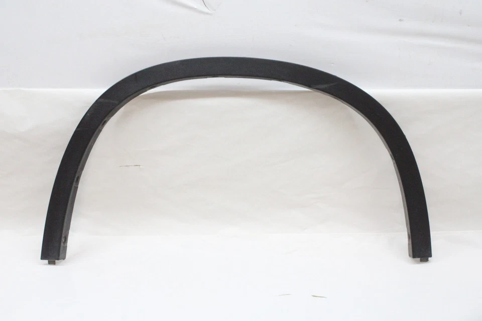 2014 BMW X1 FRONT RIGHT WHEEL FLARE ARCH OEM 12 13 14 15 - Image 1 of 4