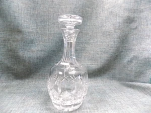 Cut Glass Crystal Whisky Decanter Liquor/ Wine Carafe Barware Large 44 oz MINT - Picture 1 of 11