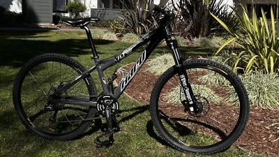 Bicicleta de montaña rígida Haro serie V V-4 ruedas Mavic Foto 1 de 4