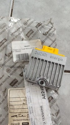 piaggio zip 50/100 fly 50 voltage regulator (ducati) 9693825 New - Image 1 of 4