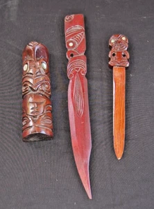 Vintage New Zealand Maori wooden letter openers and a spirit figure carving. - Picture 1 of 6