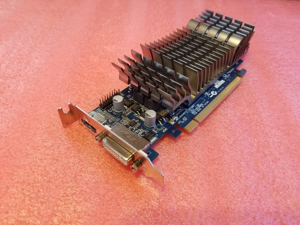 ASUS NVIDIA GeForce 8400 GS Video Graphics Card HDMI DVI SFF Low Profile - Image 1 of 1