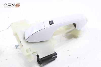 2021 - 2024 KIA SORENTO FRONT LEFT DRIVER SIDE DOOR EXTERIOR HANDLE OEM - Image 1 of 4