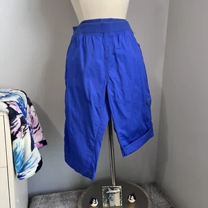 Fresh Women's Size 10P Blue Roll Tab Cuffs Woven Cargo Capri Pants Elastic Waist - Picture 1 of 12
