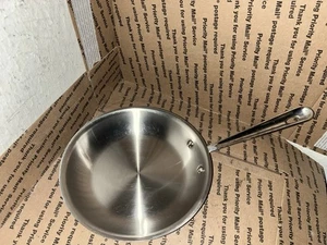 All-Clad D3 Edelstahl 3-lagig verklebt 8 Zoll Bratpfanne - Bild 1 von 9