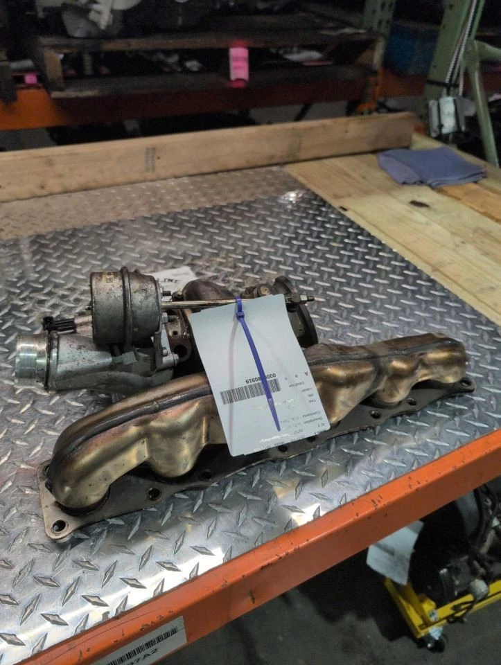 Turbo/Supercargador 3.0L Turbo AWD Se adapta a BMW 535i GT 1069844 1069844 Foto 1 de 4