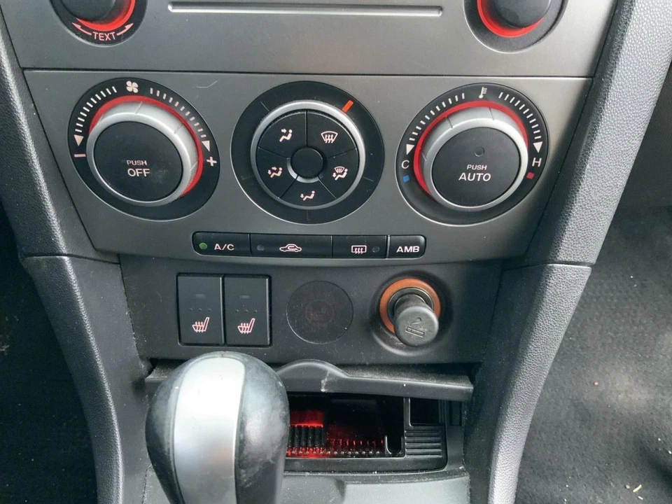 Climatizador calor/CA OEM con control automático de CA 07-09 MAZDA 3 134161 Foto 1 de 4