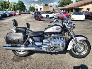 1999 Honda GL1500C VALKYRIE GL1500C VALKYRIE Cruiser - Picture 1 of 22