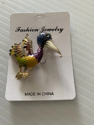 Broche Betsey Johnson PELICAN Solapa PIN Tono Plateado Mulliti COLOR Foto 1 de 4