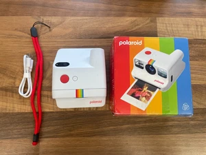 Polaroid GO analoge Sofortbildkamera weiß - Generation 2 - Bild 1 von 6