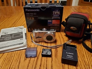 Panasonic Lumix DMC-TZ3 Digital Camera, 7.2 Megapixels and Case, Tested, Works - Picture 1 of 13