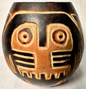 Pre-Colombian Art Yerba Mate Handmade Dried Gourd Cup Carved Owl Design - Picture 1 of 7