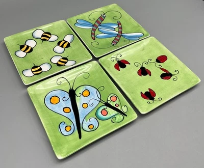 4 PLATOS DE APERITIVO CUADRADOS COLECCIÓN CAPRICHOSA EN RELIEVE JILL SEALE BOSTON WAREHOUSE Foto 1 de 4