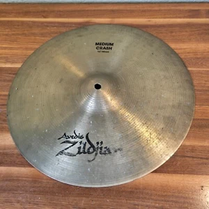 AVEDIS ZILDJIAN ZBT Plus 16" MEDIUM THIN CRASH Cymbal - Imagen 1 de 2