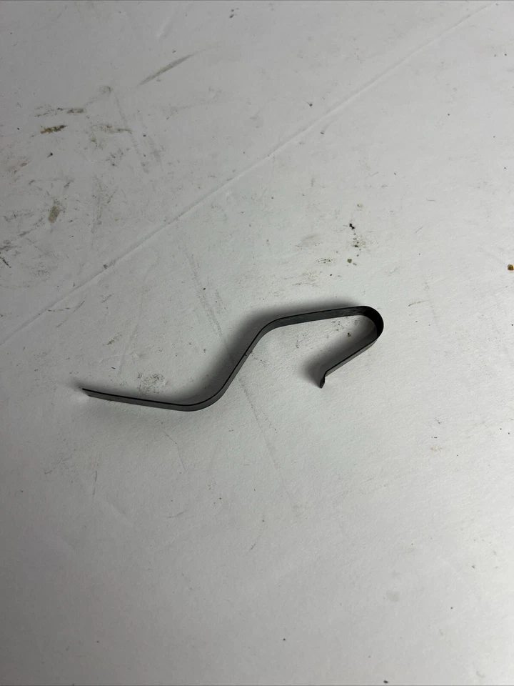 Motosierra Homelite z3350b UT-10771 protector de mano resorte UP04224 Foto 1 de 3