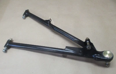 Brazo inferior izquierdo Ski Doo 2007 Rev MXZ Blizzard 600 HO SDI 800 05 06 07 B LH Foto 1 de 2