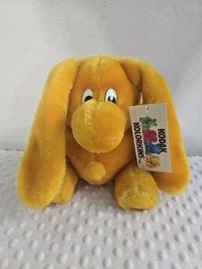 Vintage 1989 Kodak Kolorkins Plüsch Druckknopf Gelbgold 10 Zoll Originaletiketten Kamera Spielzeug - Bild 1 von 10