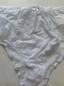 Pour Moi Sofia Lace Embroidered Deep Brief White 14 BNWT Freepost - Picture 1 of 8