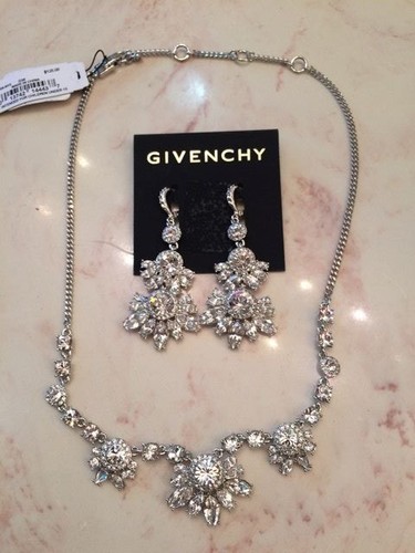 NUOVISSIMO Collana e orecchini a grappolo cristallo trasparente tono argento Givenchy