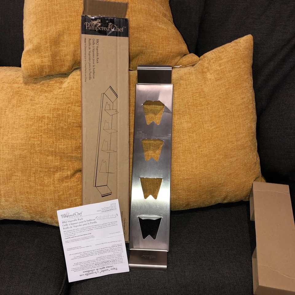 PAMPERED CHEF #2712 BBQ Vegetable Rack for Grill - Image 1 of 1