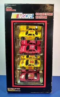 Racing Champions 1992 Collectors Edition 4-Pack 1:64 Scale Die-Cast Cars W/Cards - Image 1 of 4