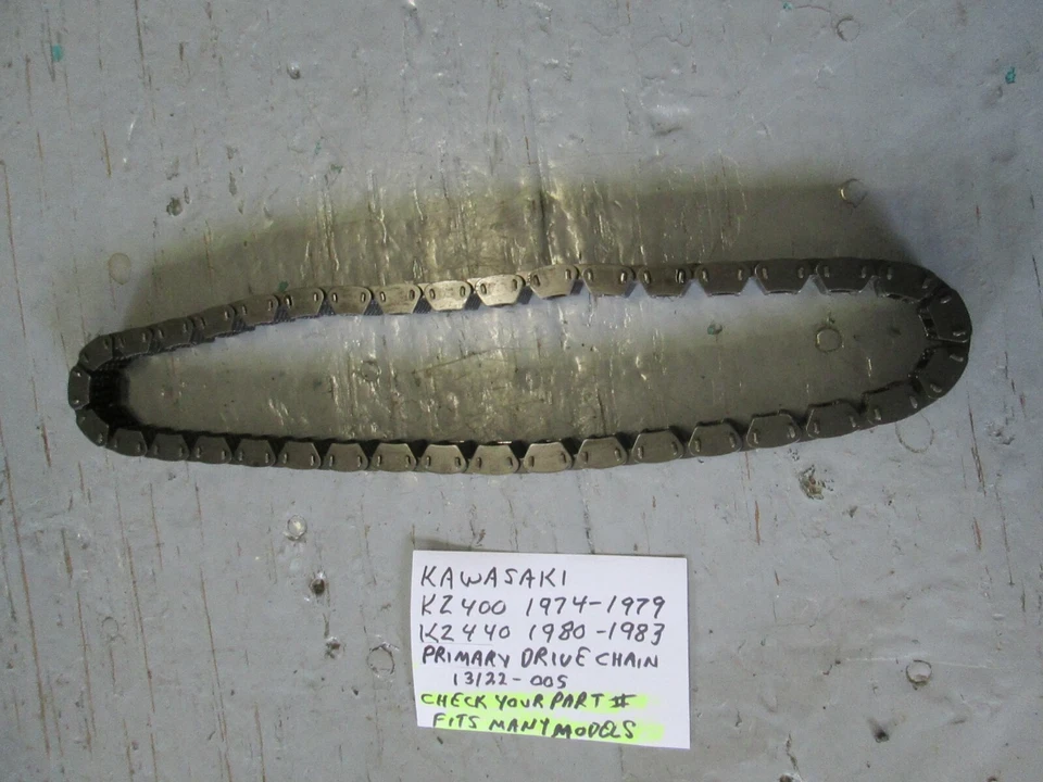 Corrente de transmissão primária Kawasaki 1974 - 1979 KZ400 / 1980 - 1983 KZ440 13122-005 - Imagem 1 de 4