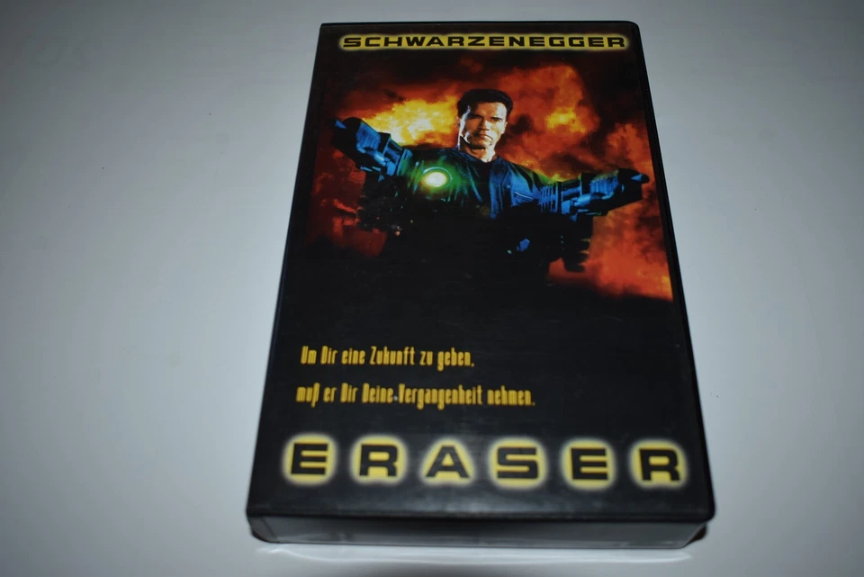 ERASER - ARNOLD SCHWARZENEGGER  VHS KASSETTE - GUTER ZUSTAND !!!! - Bild 1 von 1
