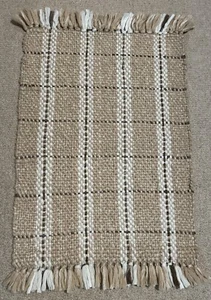 Area Accent Rug Modern/Contemporary Tan, Brown, Off-White /Target 28"x38" India - Picture 1 of 8