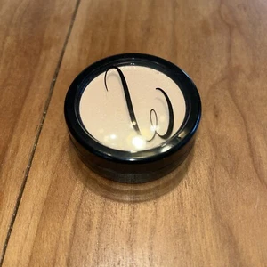 Benefit Boi-ing Light Concealer  - Picture 1 of 3