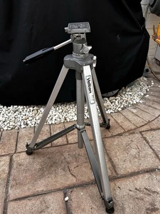 Velbon VE-2 Extendable Camera Tripod with Tilt Head - Picture 1 of 5